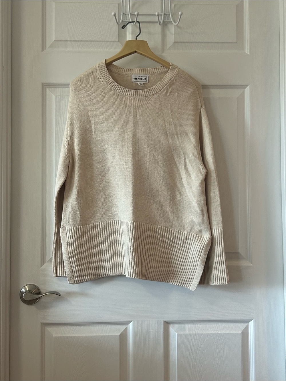 NWOT For The Republic Crewneck Sweater